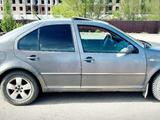 Volkswagen Jetta 2004 года за 2 080 000 тг. в Актобе – фото 3