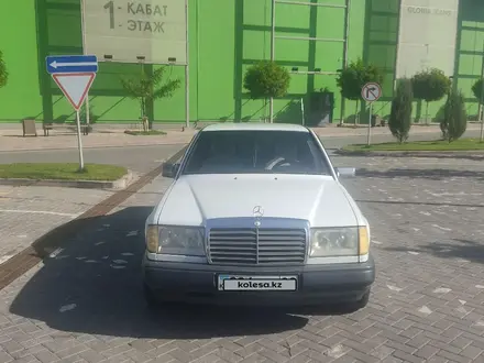 Mercedes-Benz E 230 1988 года за 2 200 000 тг. в Алматы – фото 17