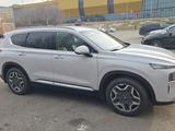 Hyundai Santa Fe 2022 года за 15 200 000 тг. в Караганда – фото 4