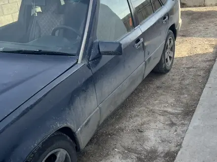 Mercedes-Benz E 200 1988 года за 750 000 тг. в Мойынкум – фото 9