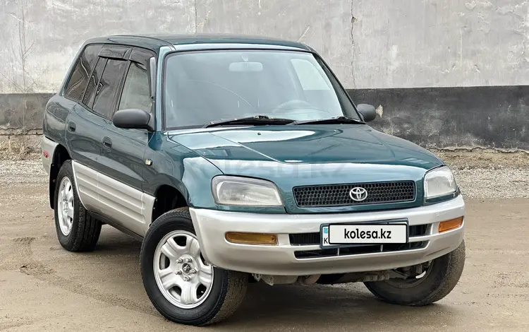 Toyota RAV4 1998 годаүшін3 750 000 тг. в Алматы