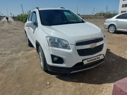 Chevrolet Tracker 2014 года за 4 200 000 тг. в Атырау – фото 2