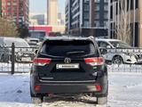 Toyota Highlander 2018 года за 16 500 000 тг. в Астана – фото 4