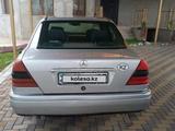 Mercedes-Benz C 220 1995 годаүшін2 300 000 тг. в Алматы – фото 2