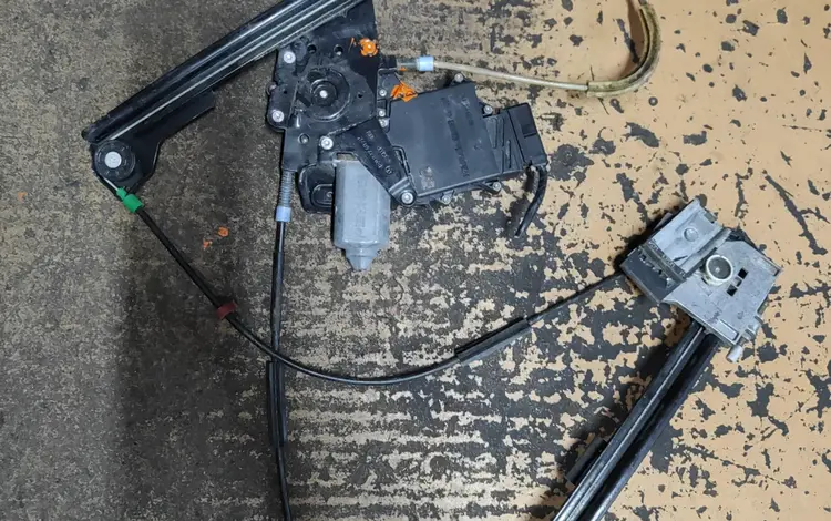 Правый стеклоподъемник гольф 3 кабриолет за 35 000 тг. в Караганда