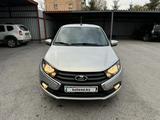 ВАЗ (Lada) Granta 2190 2022 годаүшін5 650 000 тг. в Караганда – фото 3