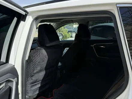 Toyota RAV4 2020 года за 15 000 000 тг. в Актау – фото 7