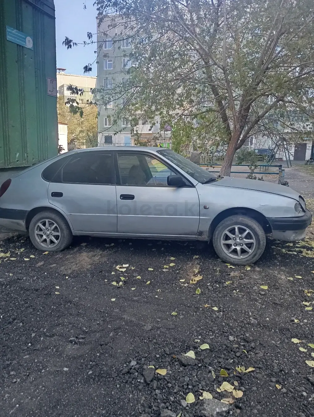 Toyota Corolla, 1998