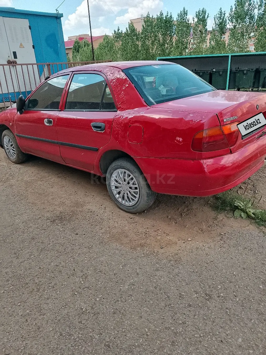 Mitsubishi Carisma, 1997