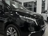 Mercedes-Benz EQV 2023 годаfor150 000 000 тг. в Петропавловск – фото 2