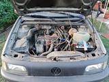 Volkswagen Passat 1991 годаүшін1 200 000 тг. в Усть-Каменогорск – фото 5