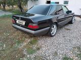 Mercedes-Benz E 280 1993 года за 2 300 000 тг. в Тараз – фото 4