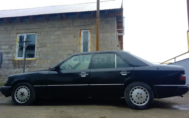 Mercedes-Benz E 220 1992 года за 900 000 тг. в Карабулак (Ескельдинский р-н)