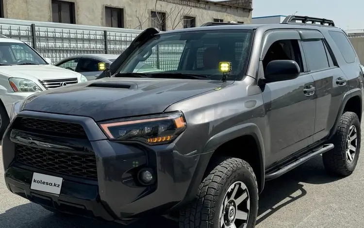 Toyota 4Runner 2013 года за 15 500 000 тг. в Актау