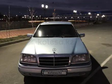 Mercedes-Benz C 180 1993 года за 1 400 000 тг. в Атырау – фото 7