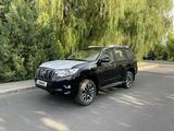 Toyota Land Cruiser Prado 2022 года за 28 800 000 тг. в Алматы – фото 3