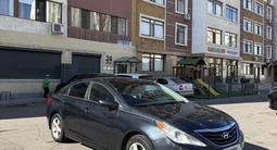 Hyundai Sonata 2010 года за 4 500 000 тг. в Астана – фото 2