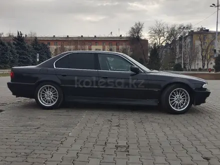 BMW 728 1997 года за 3 000 000 тг. в Тараз – фото 4