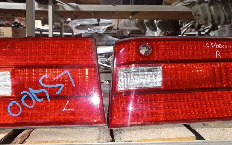 Задний фонарь Lexus ls400 за 1 000 тг. в Алматы