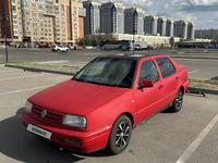 Volkswagen Vento 1993 годаfor1 380 000 тг. в Астана