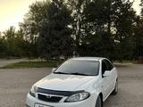 Daewoo Gentra 2014 года за 3 850 000 тг. в Жетысай – фото 2