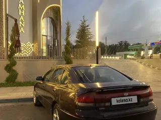 Mazda Cronos