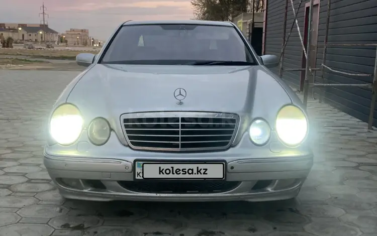 Mercedes-Benz E 500 2000 годаfor5 000 000 тг. в Актау