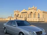 Mercedes-Benz E 320 2001 года за 5 500 000 тг. в Актау – фото 2