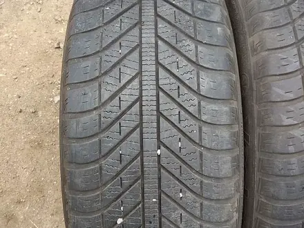 Шины 205/55 R16 — "GoodYear Vector 4Seasons" (Словения), всесезонүшін85 000 тг. в Астана – фото 3