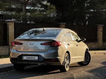 Hyundai Elantra 2020 года за 7 900 000 тг. в Астана – фото 3