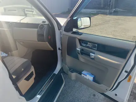 Land Rover Discovery 2005 года за 9 300 000 тг. в Алматы – фото 7