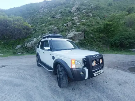 Land Rover Discovery 2005 года за 9 300 000 тг. в Алматы – фото 14