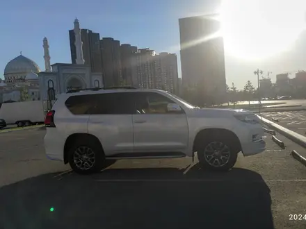 Toyota Land Cruiser Prado 2017 года за 21 000 000 тг. в Астана – фото 4