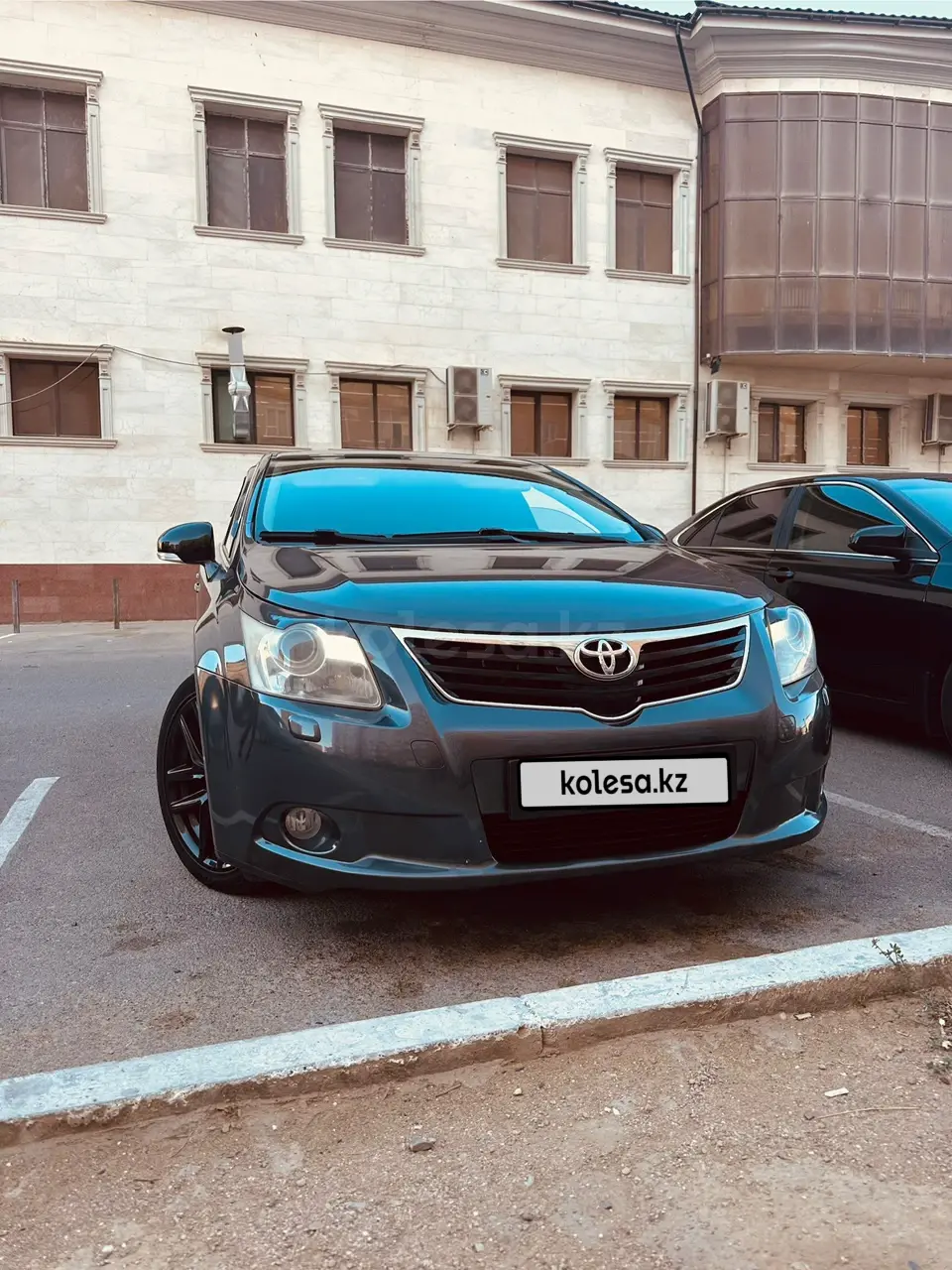 Toyota Avensis, 2010