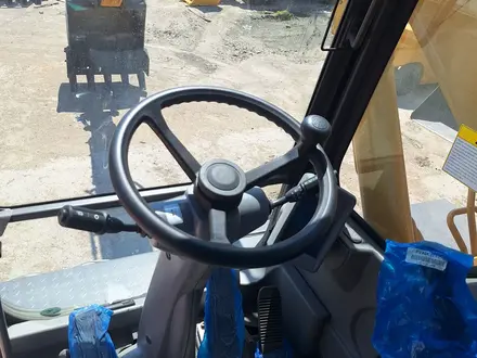 SDLG  E7150Н с лапами 2026 года за 57 000 000 тг. в Астана – фото 24