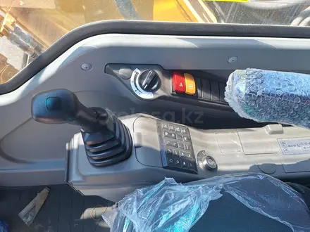 SDLG  E7150Н с лапами 2026 года за 57 000 000 тг. в Астана – фото 25