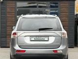 Mitsubishi Outlander 2013 годаүшін5 900 000 тг. в Караганда – фото 4