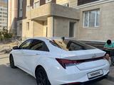 Hyundai Elantra 2022 года за 8 150 000 тг. в Шымкент – фото 2