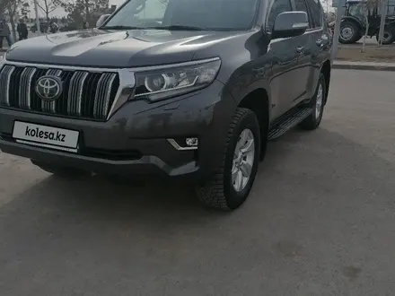 Toyota Land Cruiser Prado 2021 года за 25 700 000 тг. в Астана – фото 2