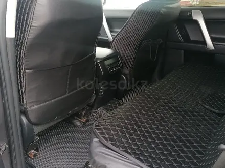 Toyota Land Cruiser Prado 2021 года за 25 700 000 тг. в Астана – фото 21