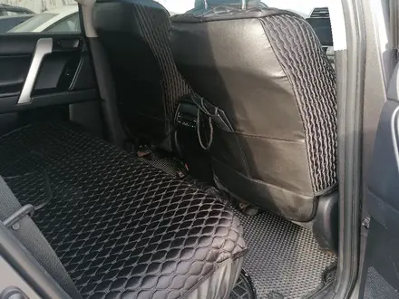 Toyota Land Cruiser Prado 2021 года за 25 700 000 тг. в Астана – фото 27