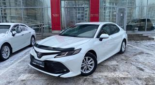 Toyota Camry 2020 года за 13 300 000 тг. в Астана