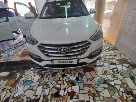 Hyundai Santa Fe 2016 года за 12 000 000 тг. в Караганда – фото 3