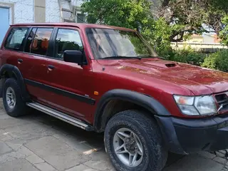 Nissan Patrol, 1998