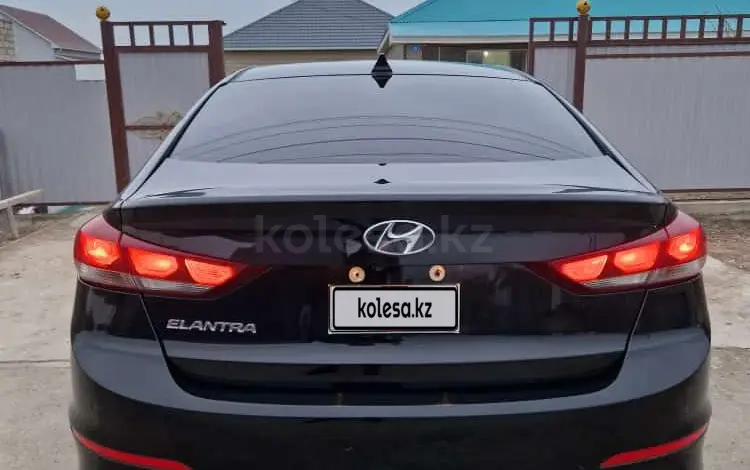 Hyundai Elantra 2017 годаүшін5 300 000 тг. в Актау