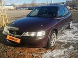 Opel Vectra 1997 года за 1 300 000 тг. в Актобе – фото 5