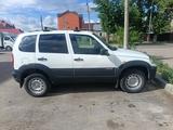 Chevrolet Niva 2018 года за 3 000 000 тг. в Костанай – фото 2