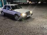 Mercedes-Benz E 230 1987 годаfor1 900 000 тг. в Жаркент – фото 4