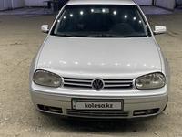 Volkswagen Golf 2001 года за 2 700 000 тг. в Шымкент