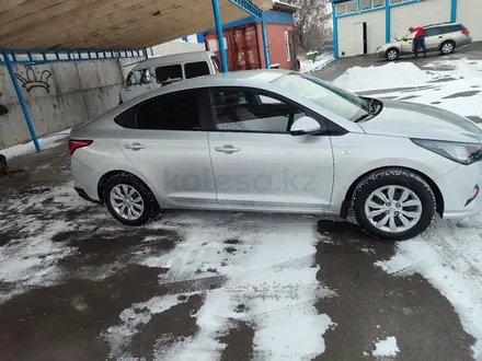 Hyundai Accent 2021 года за 7 950 000 тг. в Алматы – фото 4